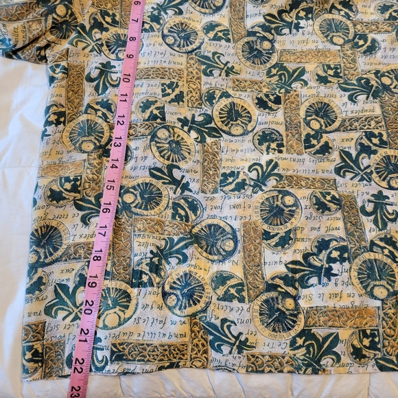 Annie Alexander vintage women's green fleur-de-lis 100% silk blouse size small - Picture 6 of 15